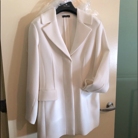 Rena Lange⭐️Jacket⭐️priced right⭐️ - Picture 2 of 14